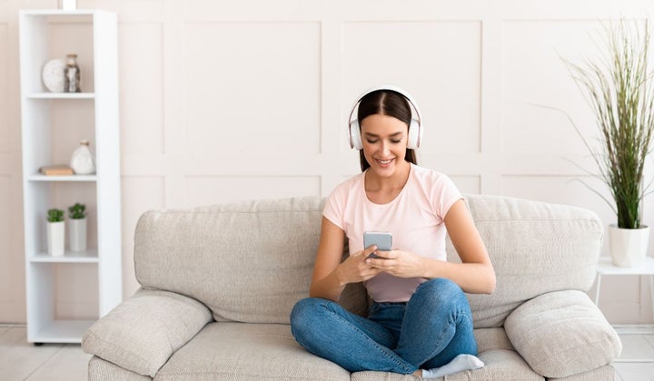 The 5 Best Educational and Career Podcasts: A Guide to Learning on the Go